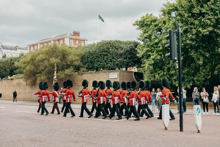 London tour with Changing of the Guard Ceremony