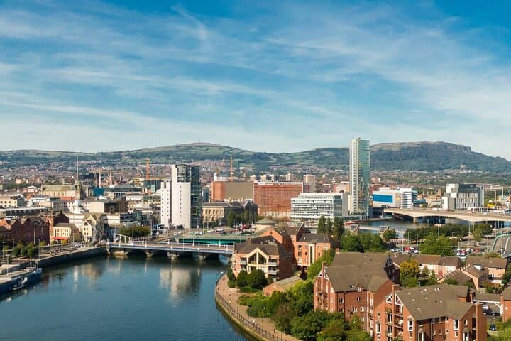 10 Day London, Dublin and Ireland Tour by Ferry and Rail