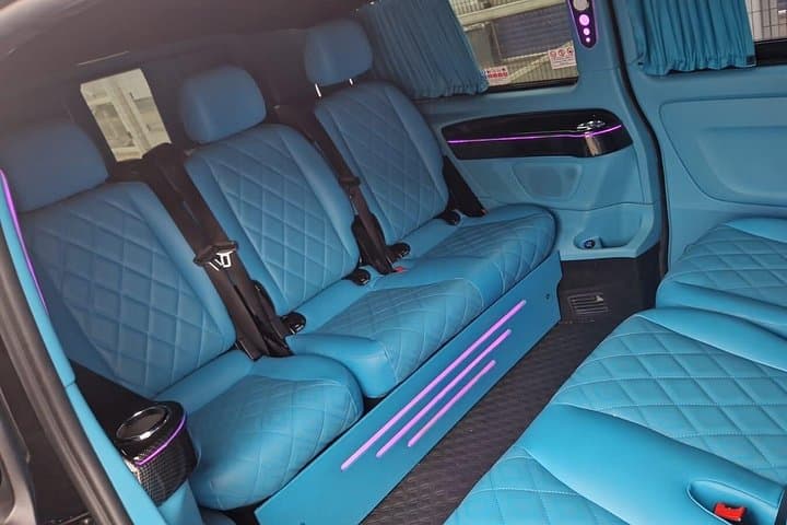 Minibus