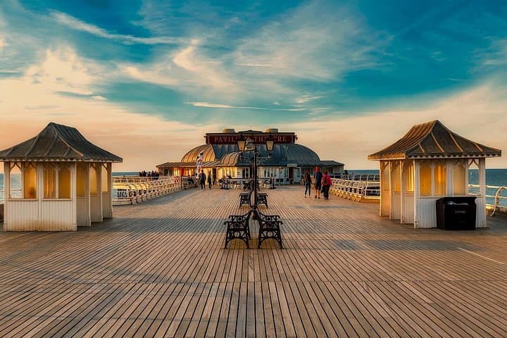 Norfolk Road Trip Guidebook-Norwich, Broads, Sandringham & Cromer