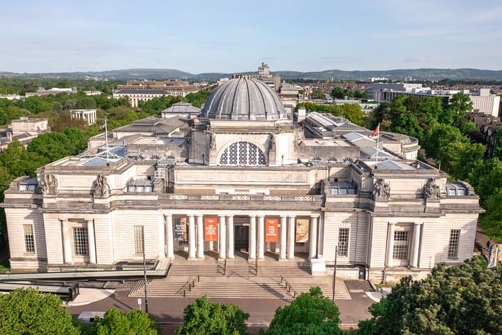Cardiff Castle to Cybermen: A Self-Guided Walk with Doctor Who