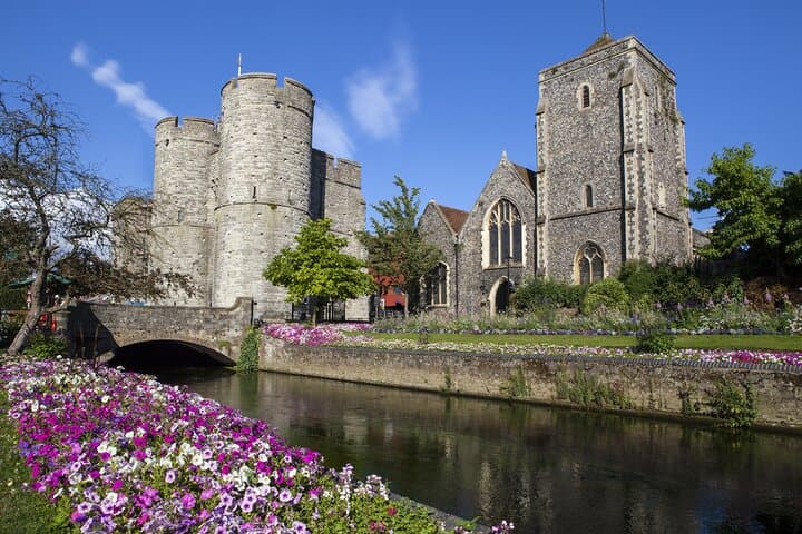 Iconic Cliffs of Dover and Kent Tour from London
