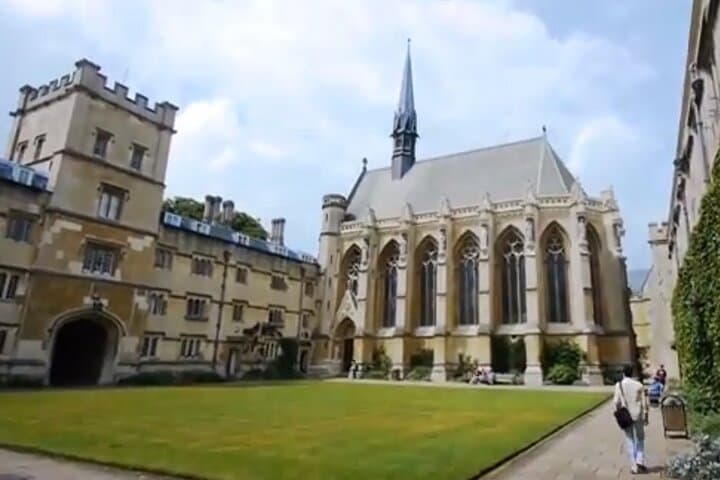 Oxford bespoke private tour in French