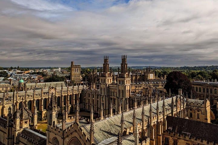 Private Walking Tour in Oxford with Spanish Speaking Guide