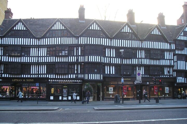 Charles Dickens Walking Tour - themed walking tour in London guided by Carol Howard
