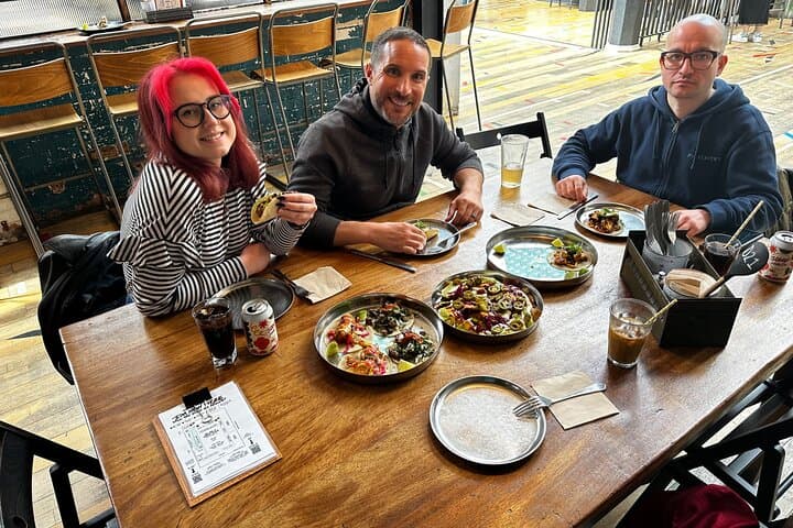 A Taste of Manchester and Salford with Meals , Drinks and Guide