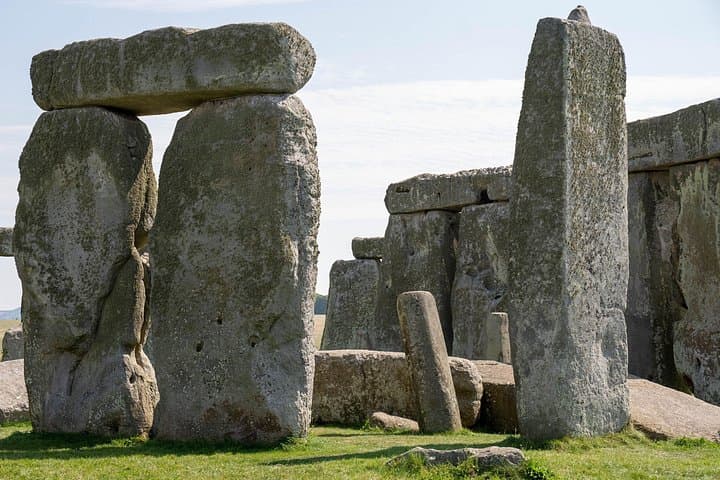 Southampton Private Cruise Transfer from London via Stonehenge.