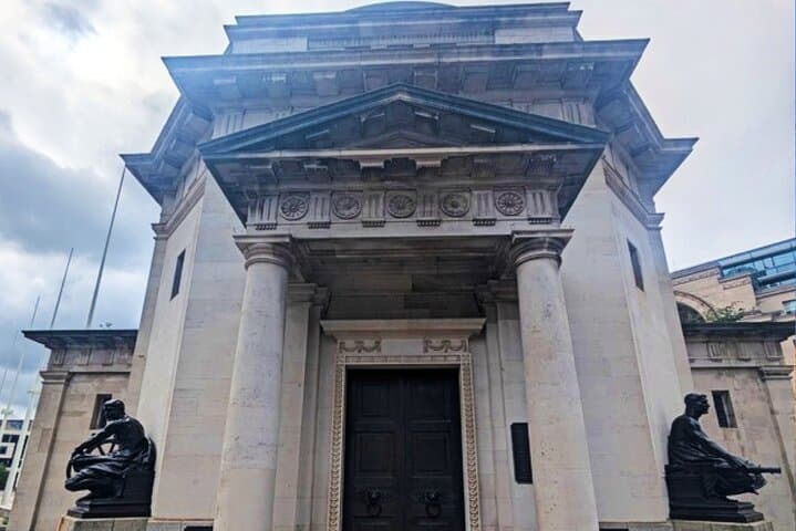 Birmingham Self-Guided City Walking Tour & Scavenger Hunt