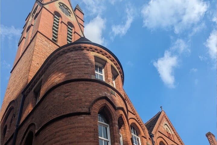 Birmingham Self-Guided City Walking Tour & Scavenger Hunt