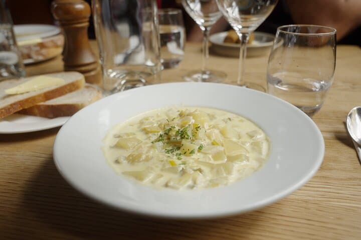 Food experience in a Hidden Wine Cellar in Edinburgh