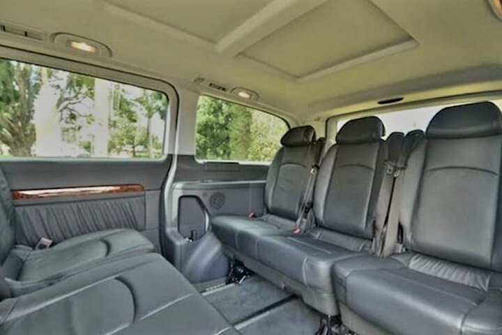 Mercedez Viano Luxury Vehicle 5 passengers