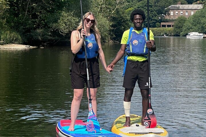 Stand up Paddleboarding on the beautiful Thames at Richmond