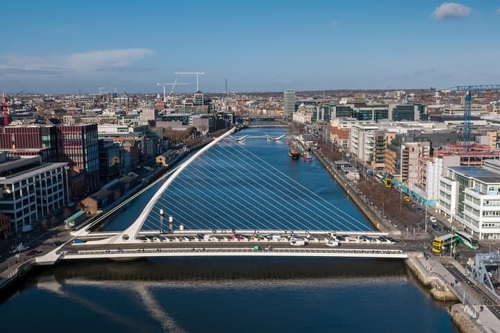 4 Day London - Dublin & Cliffs of Moher by Ferry & Rail