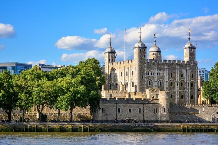 Tower of London, British Museum, NHM London VIP 2-Day Tour