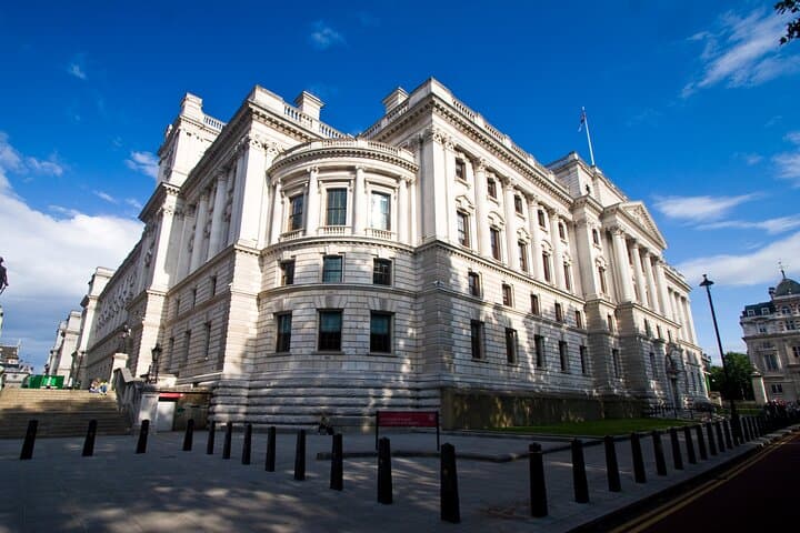 Fast Track Churchill War Rooms and London Highlights Tour