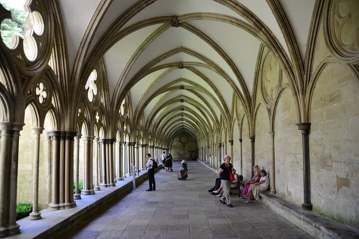 Canterbury Cathedral, Hever Castle and Dover Castle Private Tour