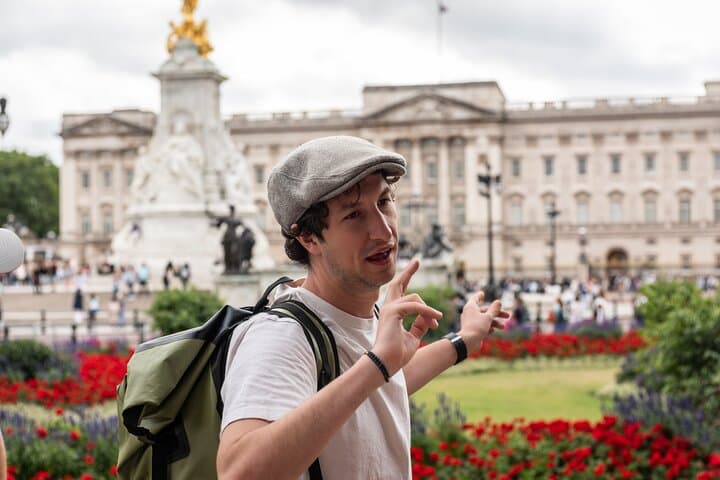 Thames River Cruise & Private Westminster 3-Hour Tour