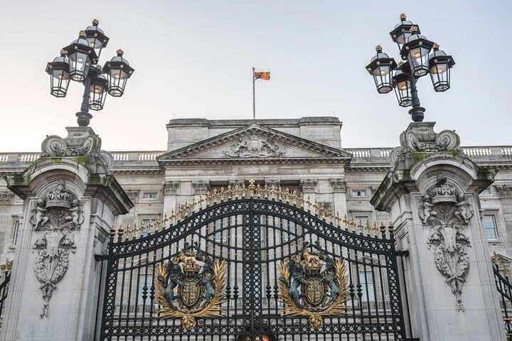 Private Tour: Westminster Abbey and Changing of the Guard