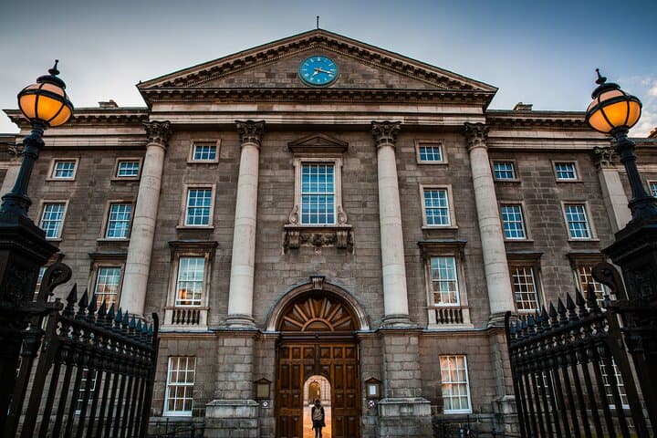 Explore Dublin in a 12 Hour Day Trip from Belfast
