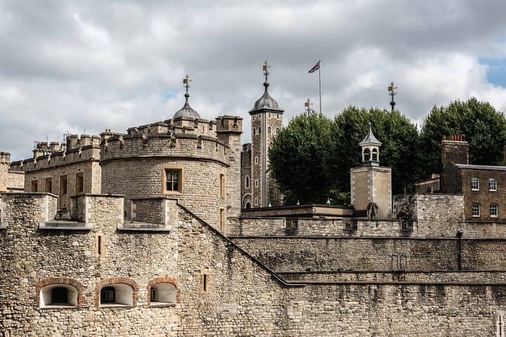 British Royalty Walking Tour & Visit the Tower of London