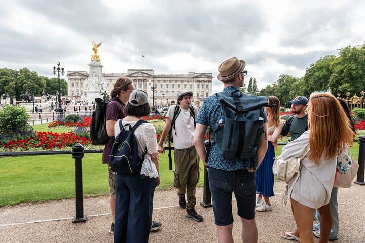 Enter Buckingham Palace & See The Main Westminster Sights Tour