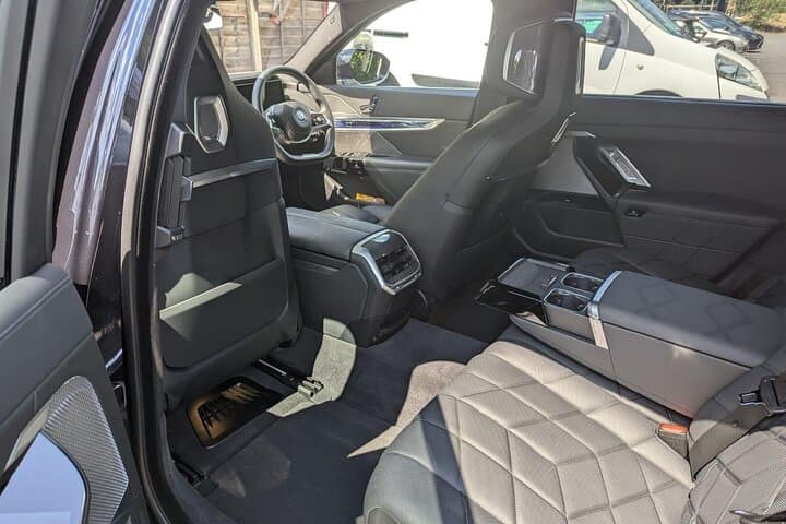 BMW I7 Luxury Vehicle