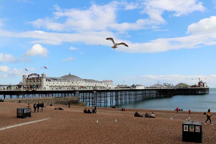Private Transfer from London to Brighton with Local Driver