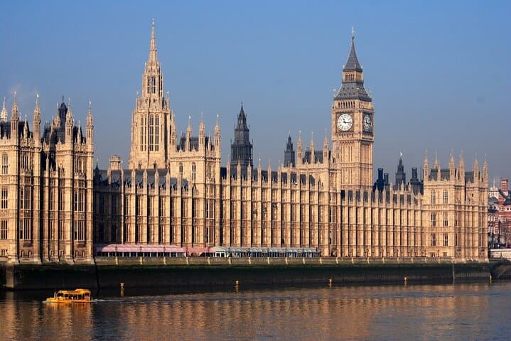 Discover the Wonders of London on a Half Day Private Tour