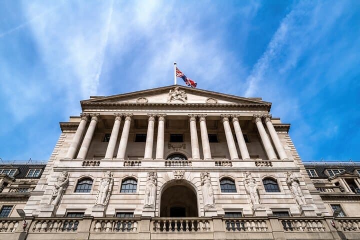 Explore Historic and Modern London on a Full Day Private Tour