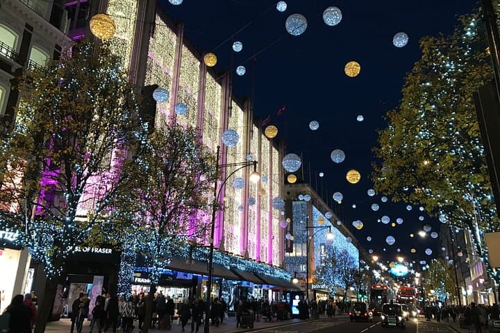 London Christmas Lights Open-Top Bus Tour with live guide