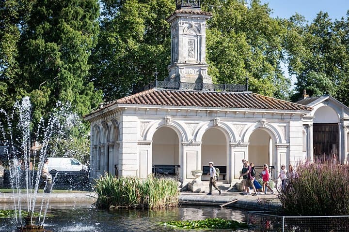Visit Kensington Palace & 3 Hour Westminster Walking Tour