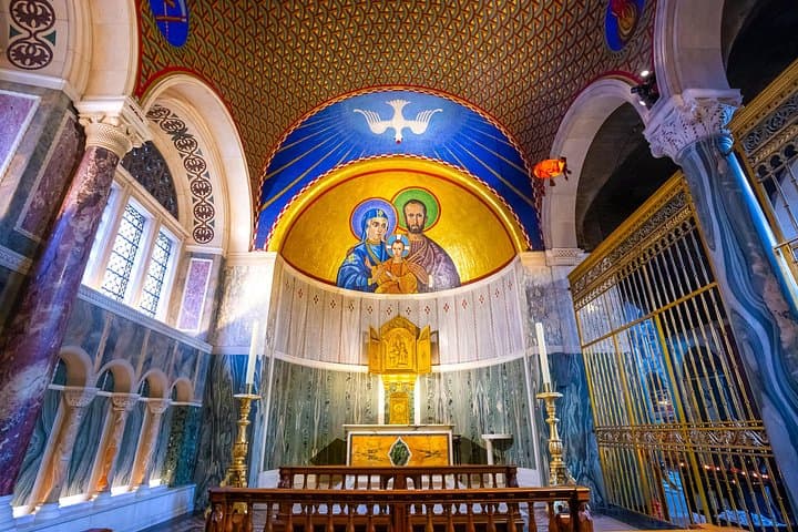 Top Churches of London Private Walking Tour with a Guide