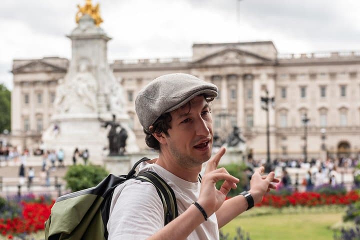 Full Royal Private Tour: Royal London & Buckingham Palace Entry