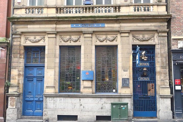 Newcastle Self-Guided City Walking Tour & Scavenger Hunt