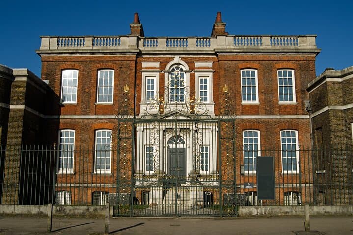 Explore Greenwich: Private London Full-Day Tour in a Black Cab