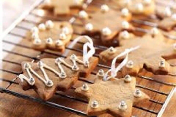 Cotswolds Christmas Baking Workshop in Burford
