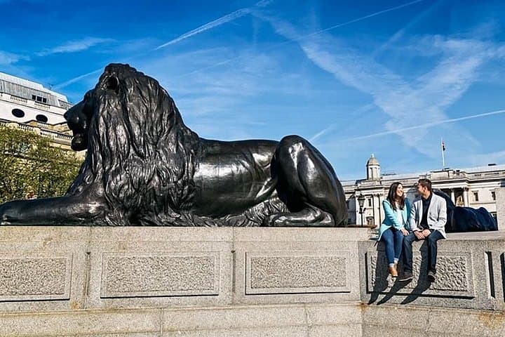 Walking Tour in London with Guide + Ebook