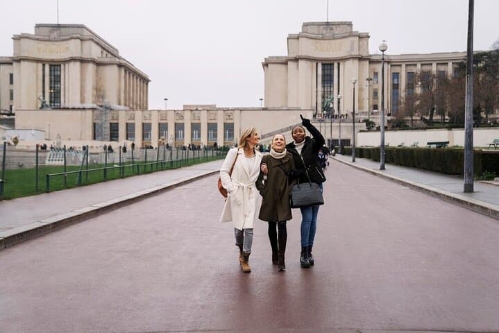 Glasgow Private Custom Walking Tour with a Local Guide