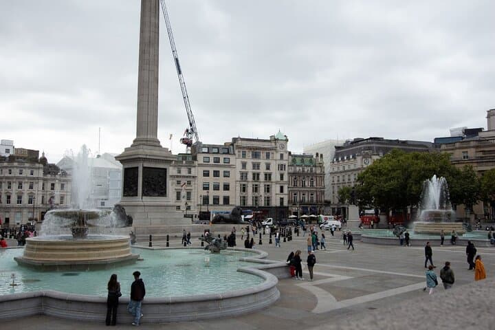 London Movie Locations Walking Tour with Film Clips
