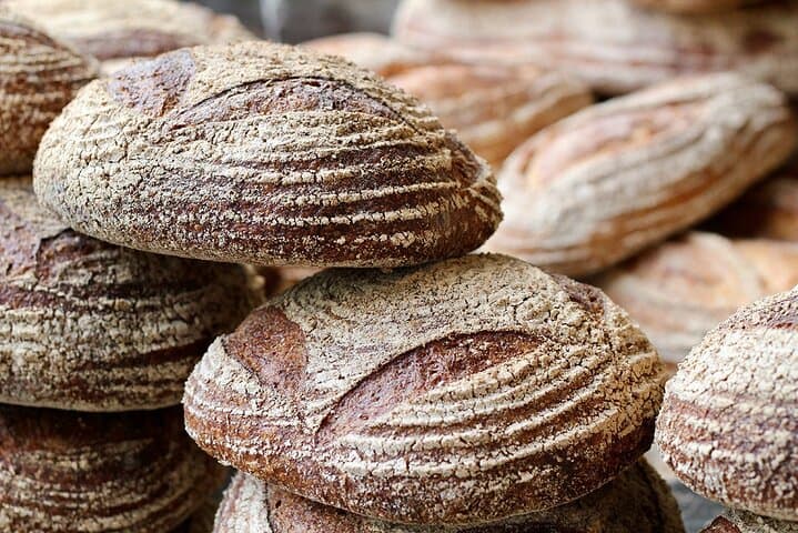 Small-Group Borough Market Guided Food Tour in London