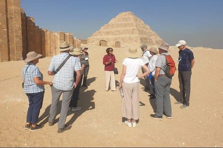 Private Tour to Saqqara Complex, Giza Pyramids and the Sphinx