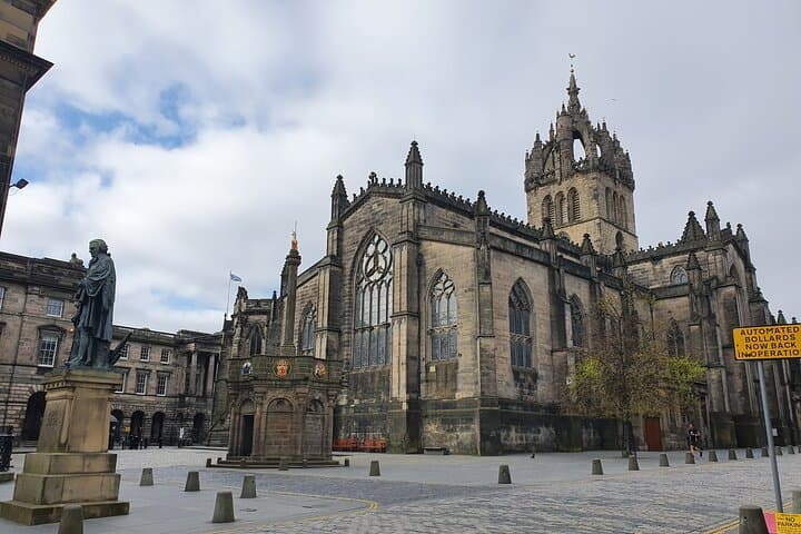 Full Day Private Tour of Edinburgh Including Edinburgh Castle