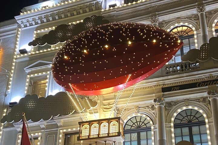 London Christmas Lights Walking Tour