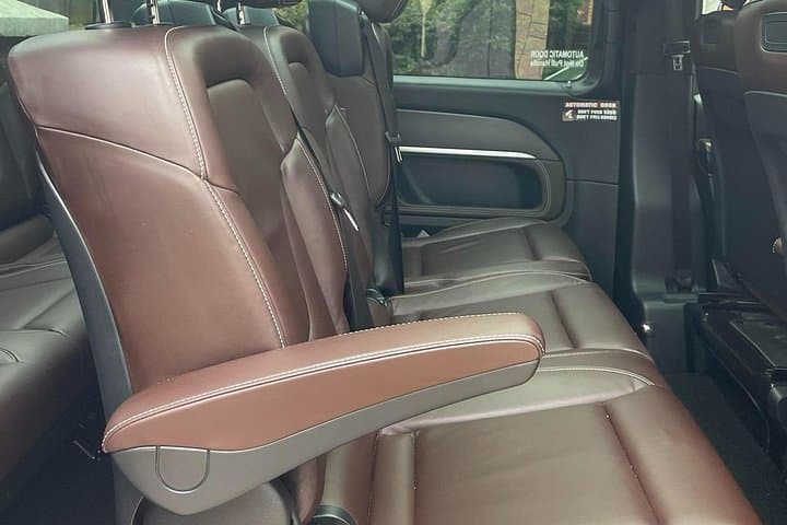 Private Transfer from Gatwick Airport to Southampton
