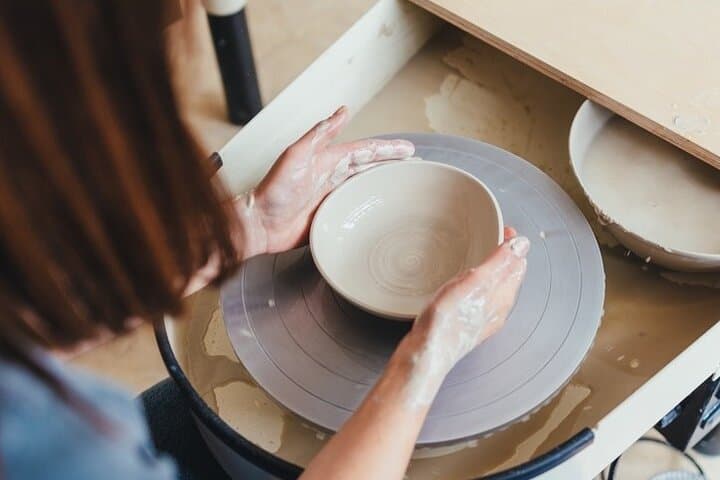 Potter's Wheel Taster Experience in the North Cotswolds