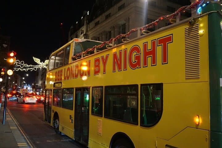 London Christmas Lights Open-Top Bus Tour with live guide