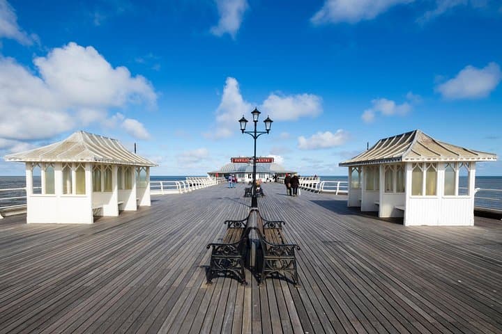 The Little Town of Champions: A Self-Guided Audio Tour of Cromer