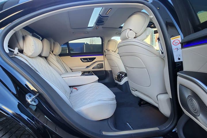 Luxury Transfer to and from Heathrow Airport (LHR) and London