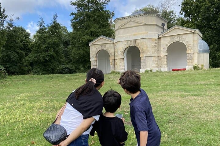 Kensington Gardens Self-Guided Tour for Kids and Families