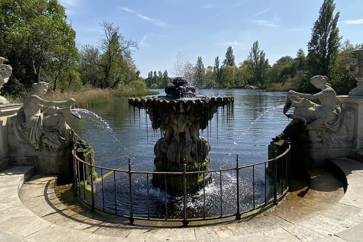 Kensington Gardens Self-Guided Tour for Kids and Families